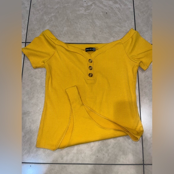 Women's Yellow Ribbed Top - Picture 4 of 4
